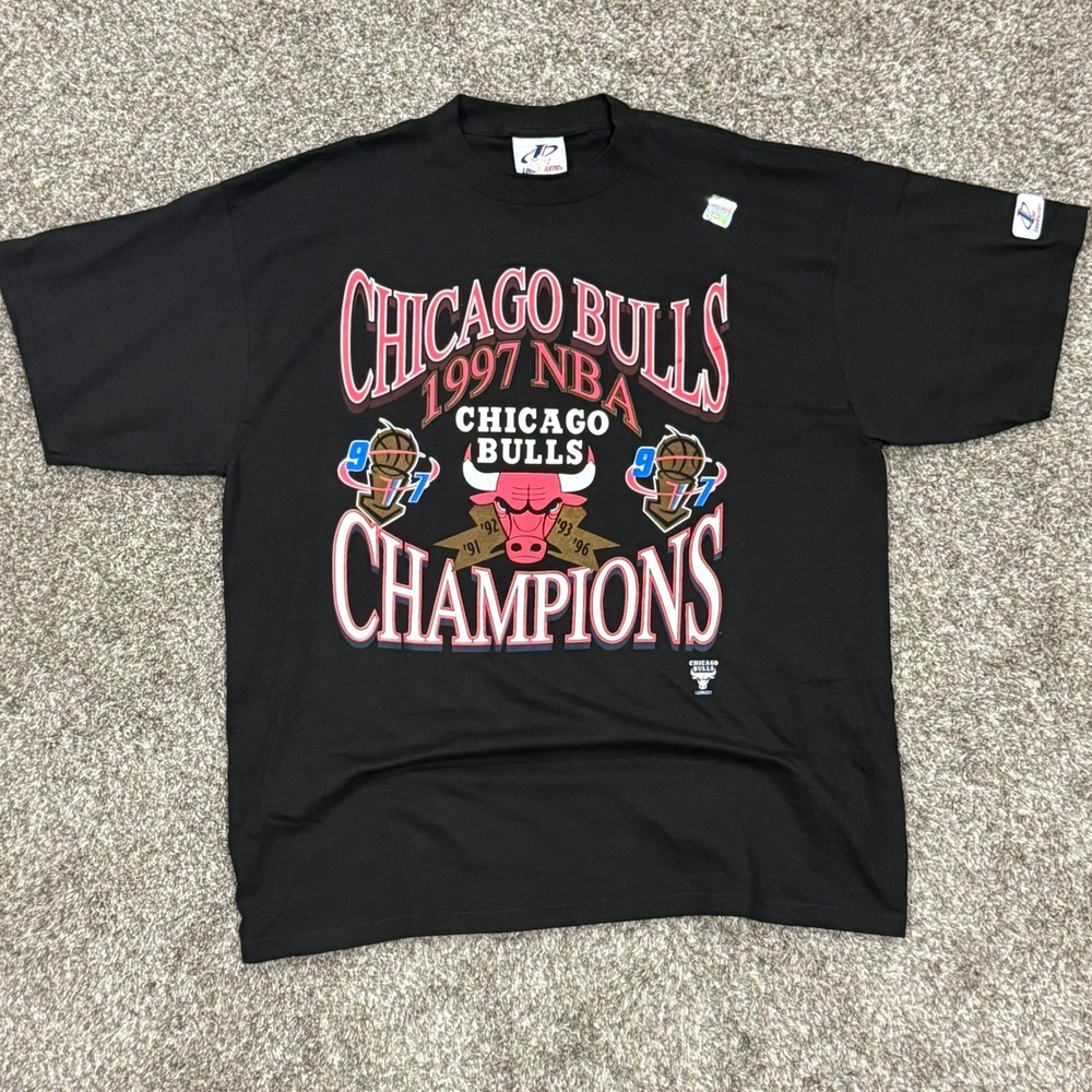 NEW Vintage Logo Athletic Chicago Bulls 1997 NBA Champions T-Shirt Black Mens XL - Picture 2 of 5